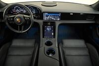 Porsche Taycan vaihtoauto