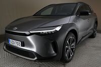 Toyota bZ4X vaihtoauto