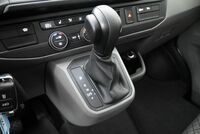 Volkswagen Caravelle vaihtoauto