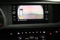 Volkswagen Caravelle vaihtoauto