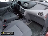 Nissan Almera Tino vaihtoauto