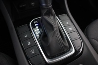 Hyundai IONIQ hybrid vaihtoauto