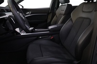 Audi Q8 e-tron vaihtoauto