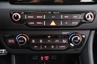 Kia Niro plug-in vaihtoauto