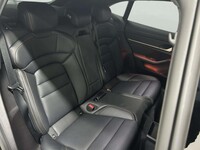 Porsche Taycan vaihtoauto