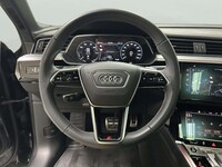 Audi Q8 e-tron vaihtoauto