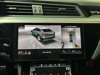 Audi Q8 e-tron vaihtoauto