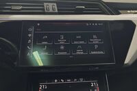 Audi Q8 e-tron vaihtoauto