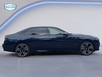 BMW i7 vaihtoauto