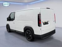 Kia PV5 Cargo vaihtoauto