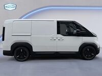 Kia PV5 Cargo vaihtoauto