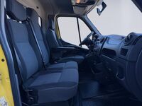 Nissan NV400 vaihtoauto