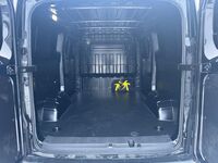 Maxus e-Deliver 5 vaihtoauto