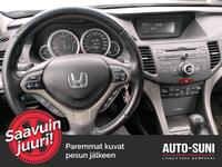 Honda Accord vaihtoauto