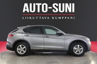 Alfa Romeo Stelvio vaihtoauto