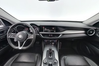 Alfa Romeo Stelvio vaihtoauto