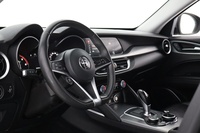 Alfa Romeo Stelvio vaihtoauto