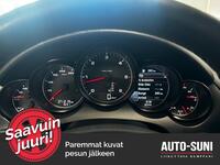 Porsche Cayenne vaihtoauto