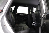 Porsche Cayenne vaihtoauto