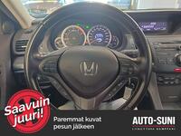 Honda Accord vaihtoauto