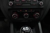 Volkswagen Jetta vaihtoauto