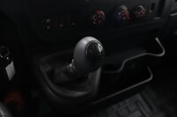 Nissan NV400 vaihtoauto