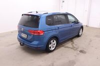 Volkswagen Touran vaihtoauto