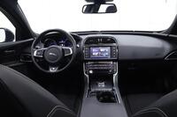 Jaguar XE vaihtoauto