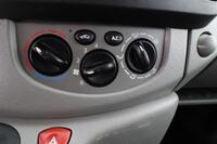 Nissan Primastar vaihtoauto