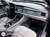 Jaguar XF vaihtoauto