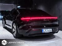 Porsche Taycan vaihtoauto