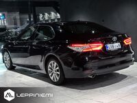 Toyota Camry vaihtoauto