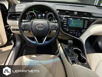 Toyota Camry vaihtoauto