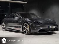 Porsche Taycan vaihtoauto