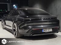 Porsche Taycan vaihtoauto