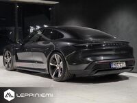 Porsche Taycan vaihtoauto