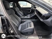 Porsche Taycan vaihtoauto