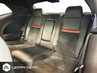 Dodge Challenger vaihtoauto