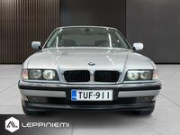 BMW 735 vaihtoauto