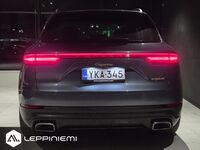 Porsche Cayenne vaihtoauto