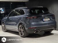 Porsche Cayenne vaihtoauto