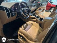 Porsche Cayenne vaihtoauto