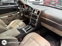 Chrysler 300C vaihtoauto