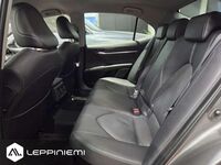 Toyota Camry vaihtoauto