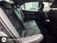 Toyota Camry vaihtoauto