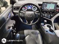 Toyota Camry vaihtoauto