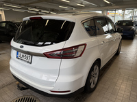 Ford S-MAX vaihtoauto