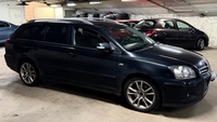 Toyota Avensis vaihtoauto