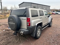 Hummer H3 vaihtoauto