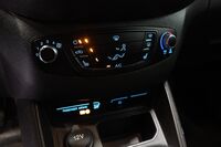 Ford Transit Courier vaihtoauto